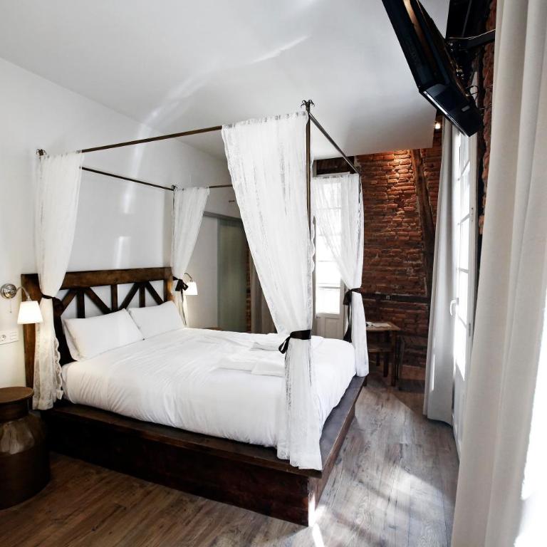 Pensión Basque Boutique - Triple Room - 10