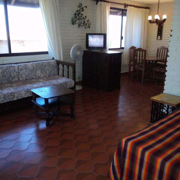 La Casa Contenta - One-Bedroom Apartment - 1