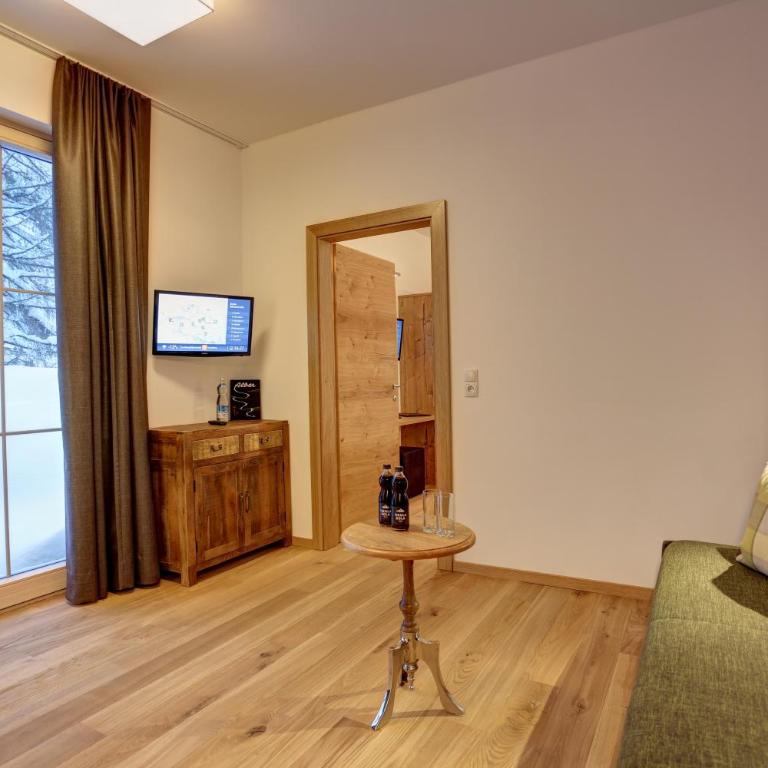 Kösslerhof - Junior Suite mit Terrasse - 3