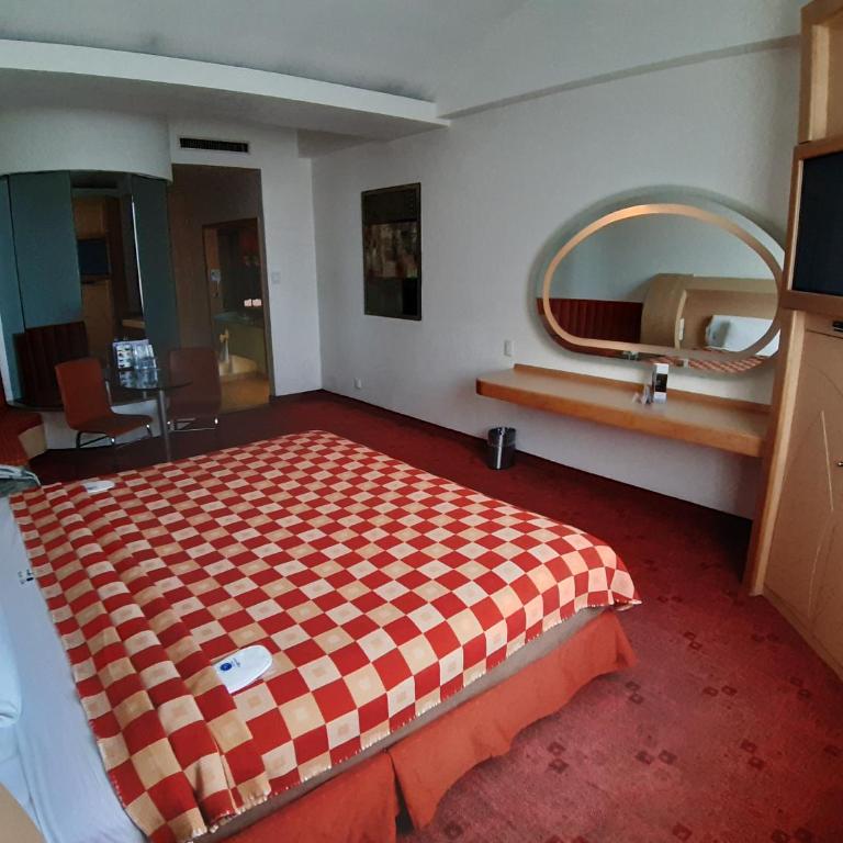 AUTO HOTEL LEGARIA - Habitación Deluxe con cama extragrande - 10