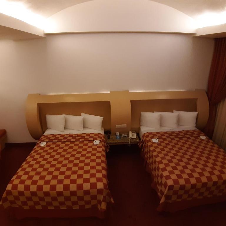 AUTO HOTEL LEGARIA - Habitación Deluxe con cama extragrande - 5