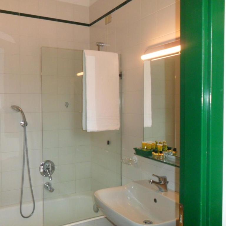 Hotel & Resort Sant'Anna Del Volterraio - Double or Twin Room with Balcony - 2