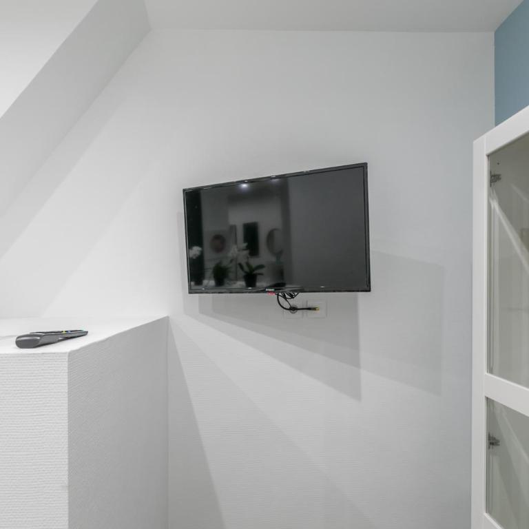WS Marais - Musée Pompidou - Three-Bedroom Apartment - 26