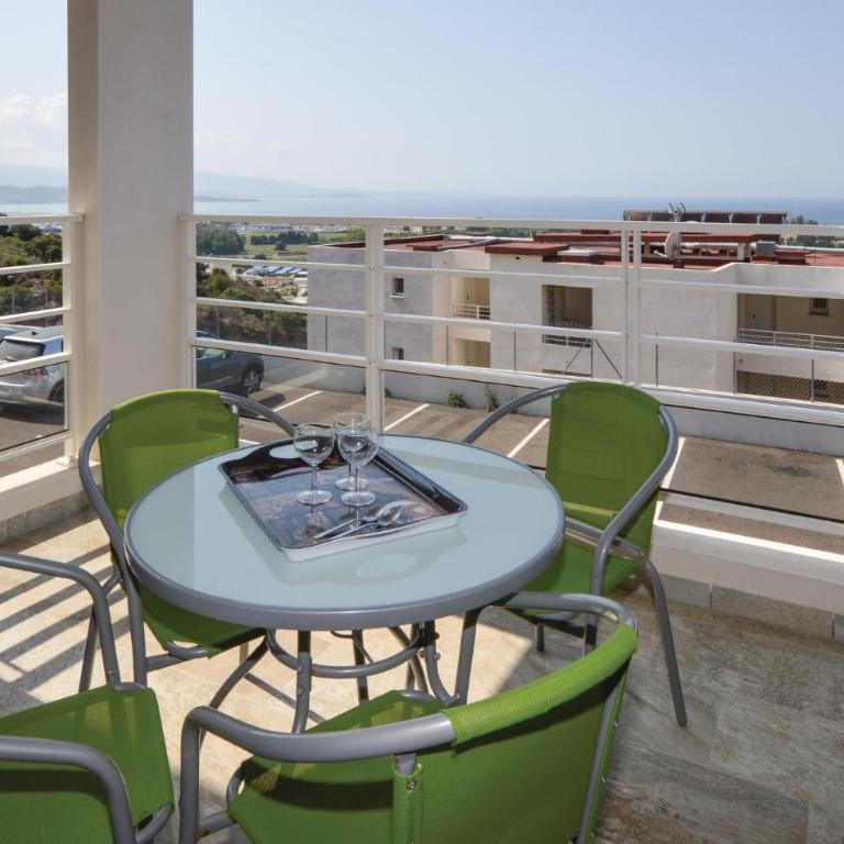 1 Bedroom Gorgeous Apartment In Ajaccio - Appartement 1 Chambre - 1