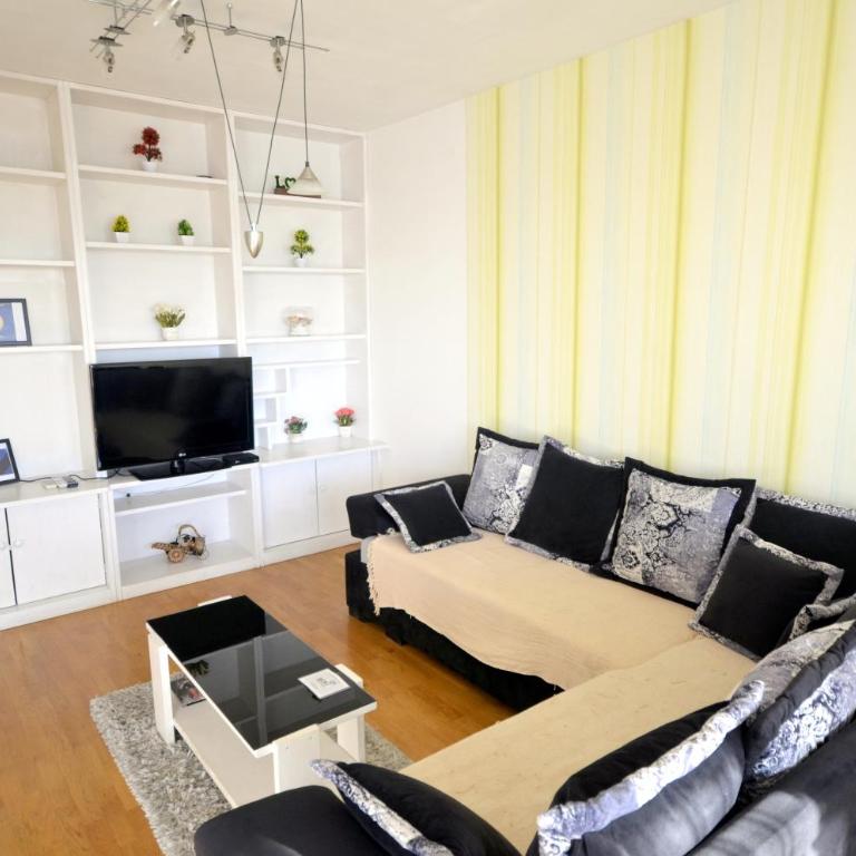Clean&Cozy Apartments Novi Beograd - Superior Apartman - 3