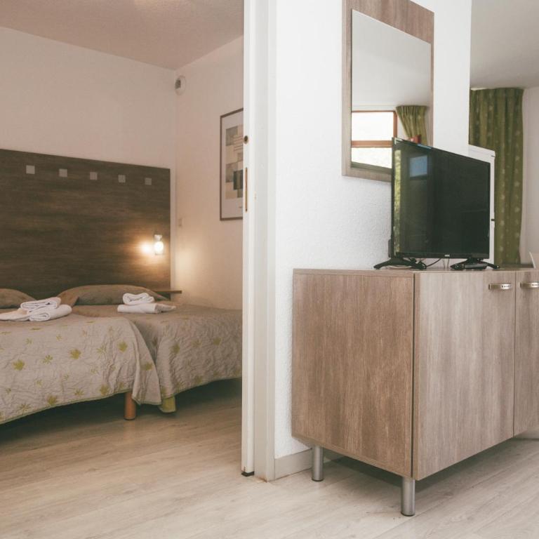 Terres de France - Appart'Hotel le Splendid - Appartement 1 Chambre avec Lits Jumeaux - 3
