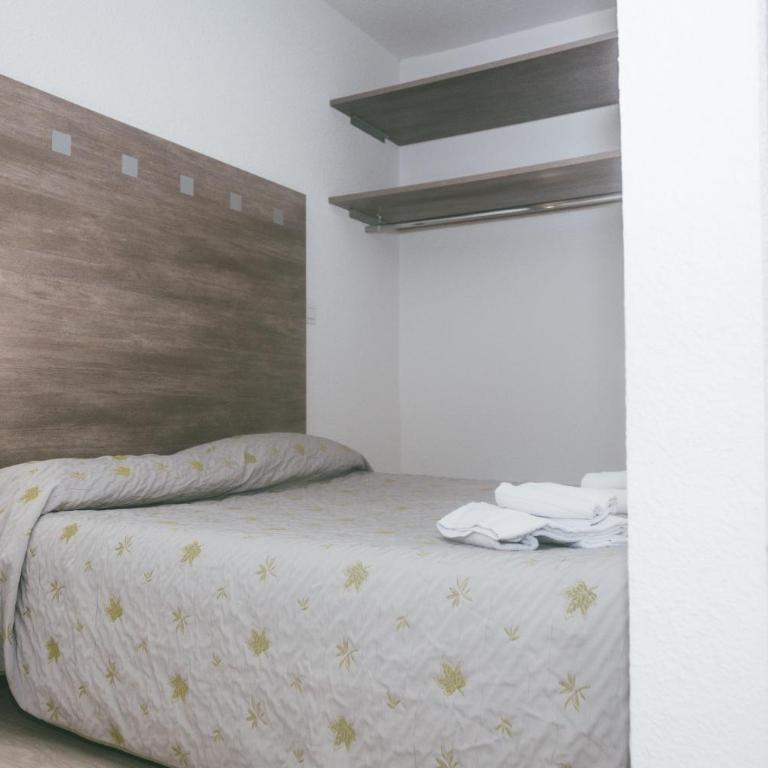 Terres de France - Appart'Hotel le Splendid - Appartement 1 Chambre avec 1 Lit Double - 4
