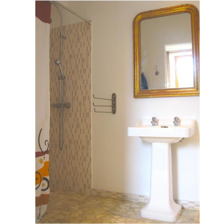 Mas Miraflors - Three-Bedroom House - 18
