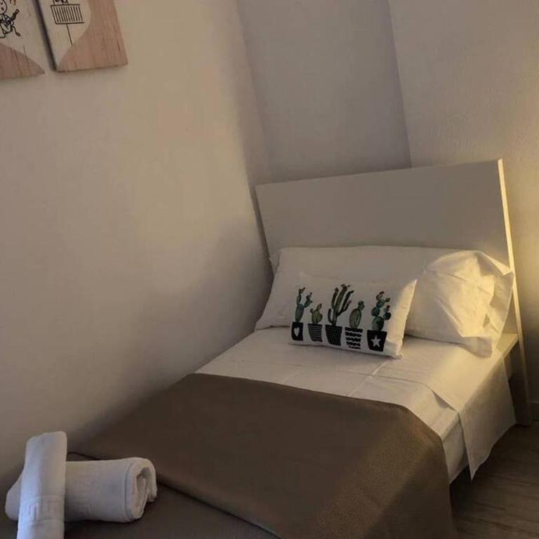 CITY CENTER BIG APARTMENT-FAMILY & FRIENDS-5 Beds - Apartment - 19