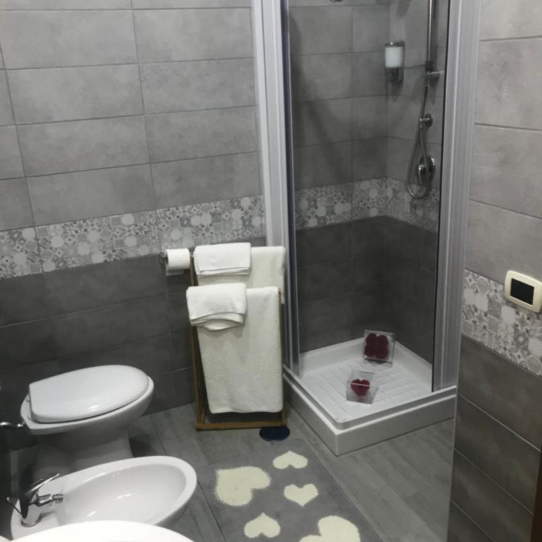 Regy - Camera Tripla su 2 livelli con Bagno Privato - 39