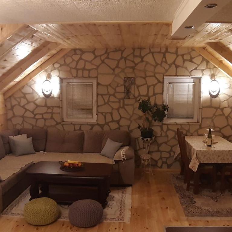 House Sandra - Two-Bedroom House with Mountain View - 15