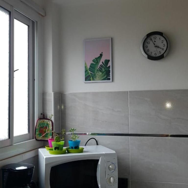 Edificio Boston-Solo familias - Two-Bedroom Apartment - 10