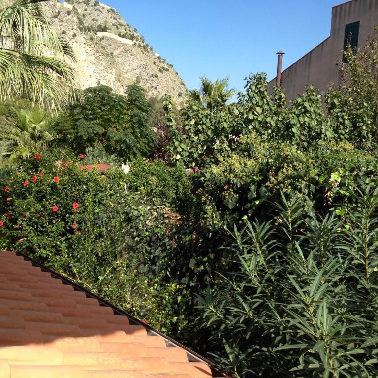 B&B Villa Di Giorgi - Double or Twin Room with Garden View - 2