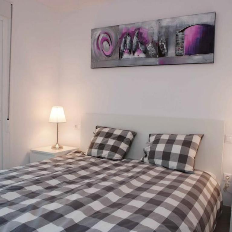 Luxury villa with heated pool for 12 to 14 people - Villa - 11