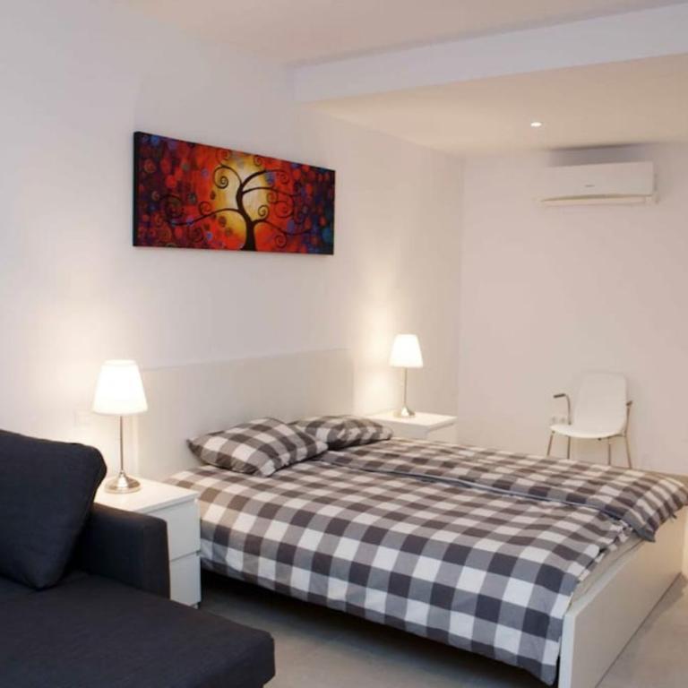 Luxury villa with heated pool for 12 to 14 people - Villa - 27