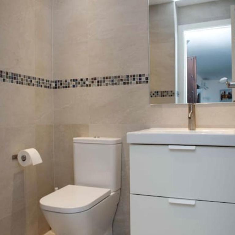 Luxury villa with heated pool for 12 to 14 people - Villa - 30