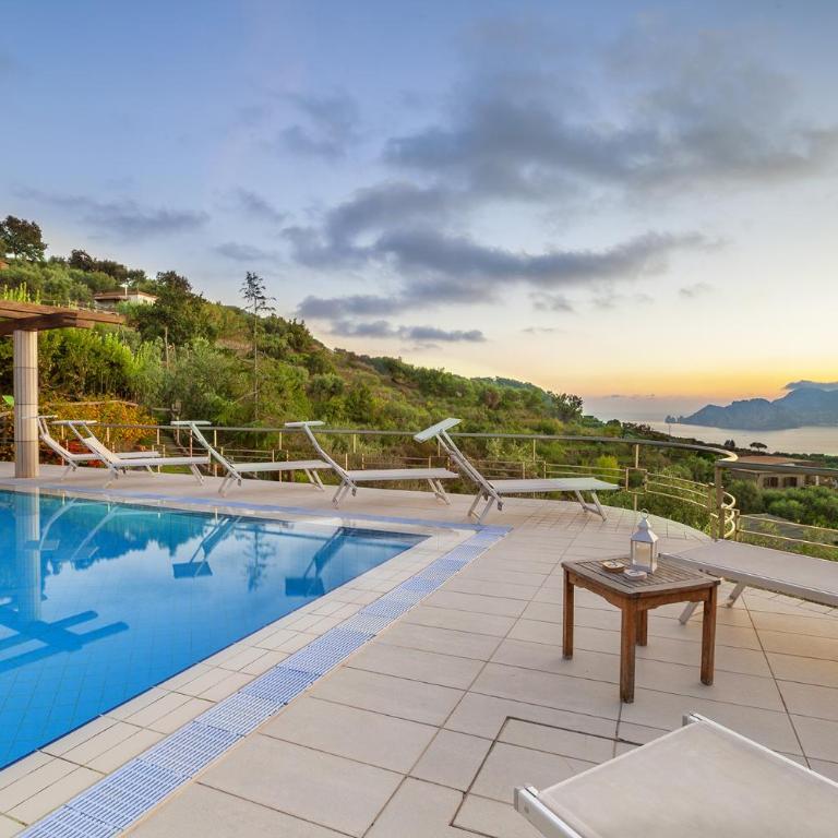 AMORE RENTALS - Villa Elia - Villa with Private Pool - 13