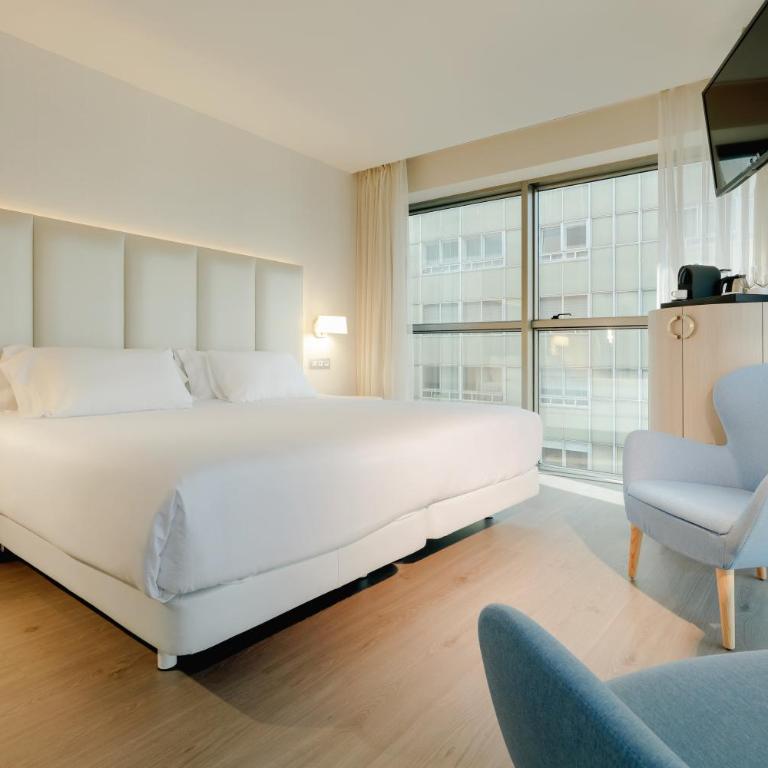 Hesperia A Coruña Centro - Habitación Deluxe - 1