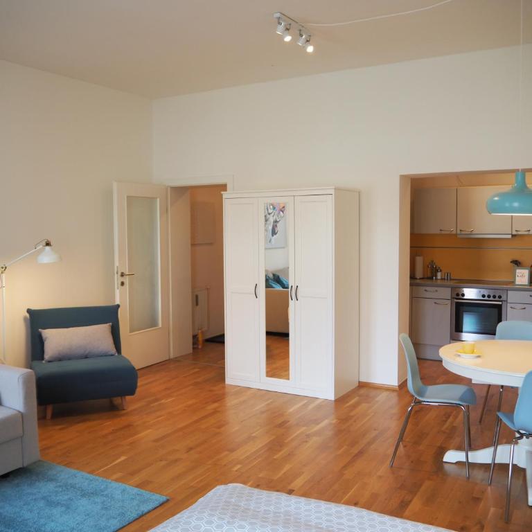 APSTAY City Residence Apartments ǀ Parking option & Self Check-in - Studio-Apartment - 13