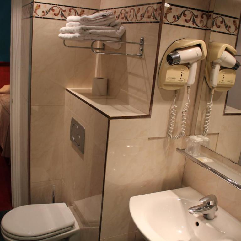 Metropol - Chambre Triple - 1