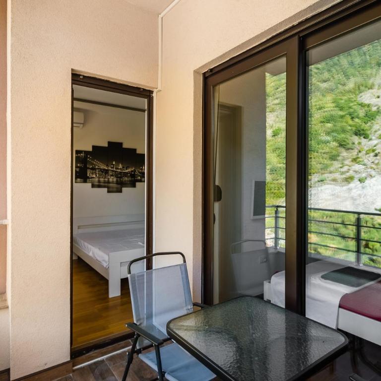 Apartment with bedroom Becici White - One-Bedroom Apartment - 13