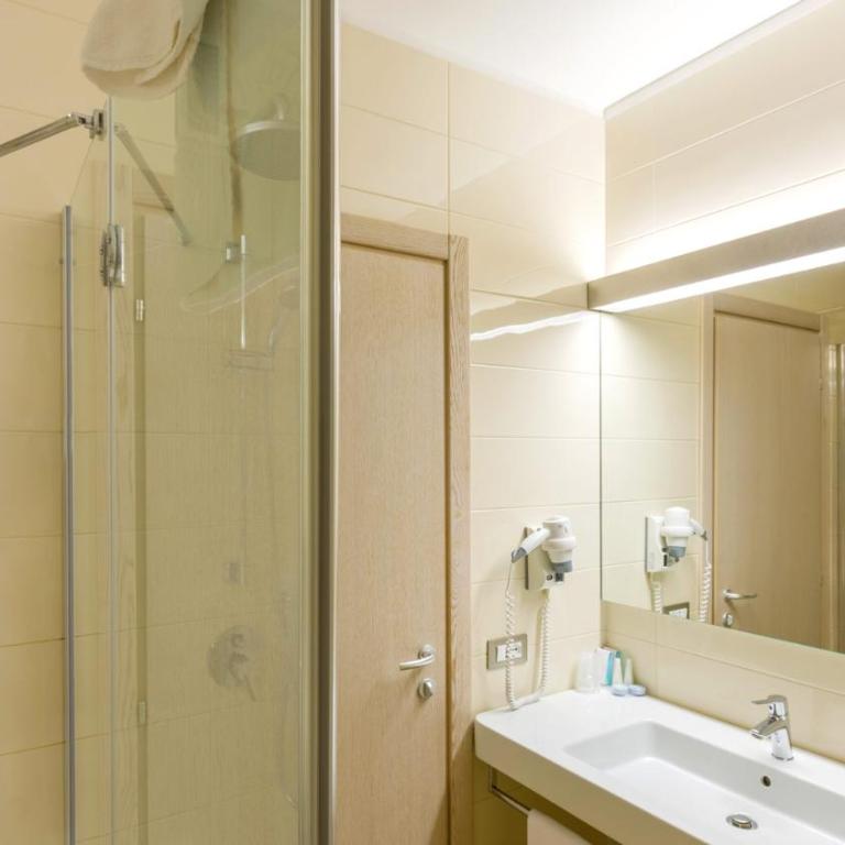 Hotel President - Camera Matrimoniale Economy - 3