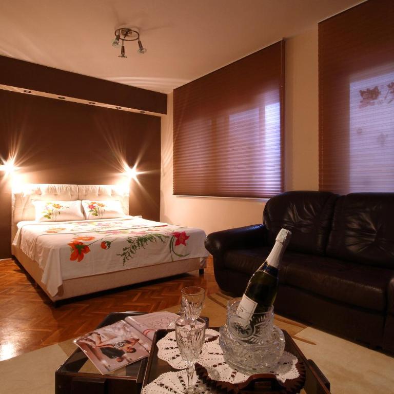Apartments Vila Galileo - Deluks Dvokrevetna Soba sa Bračnim Krevetom - 3