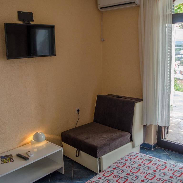 Apartments Basha 1 - Long Beach - Studio Apartman - 4