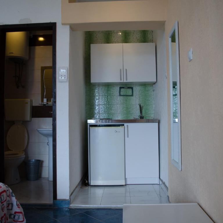 Apartments Basha 1 - Long Beach - Studio Apartman - 5