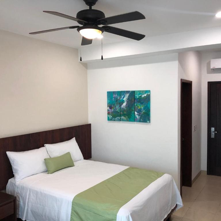 Imperla Hotel - Standard Queen Room - 11