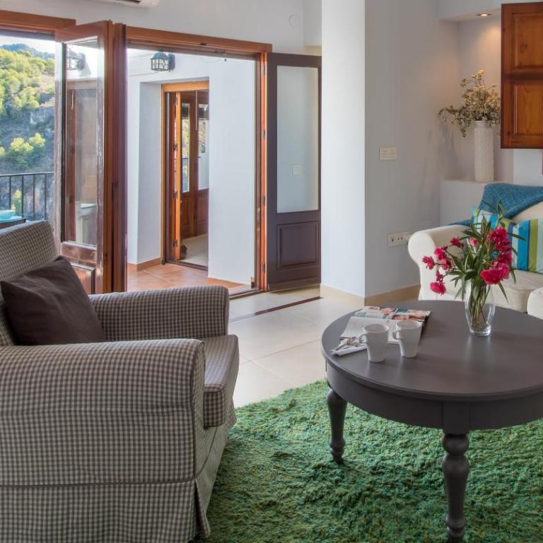 Quiet house in village center with mountains views - Casa - 5