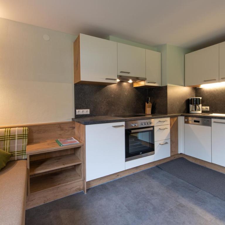 Haus Brigitta - Apartment mit 3 Schlafzimmern und Balkon - 9