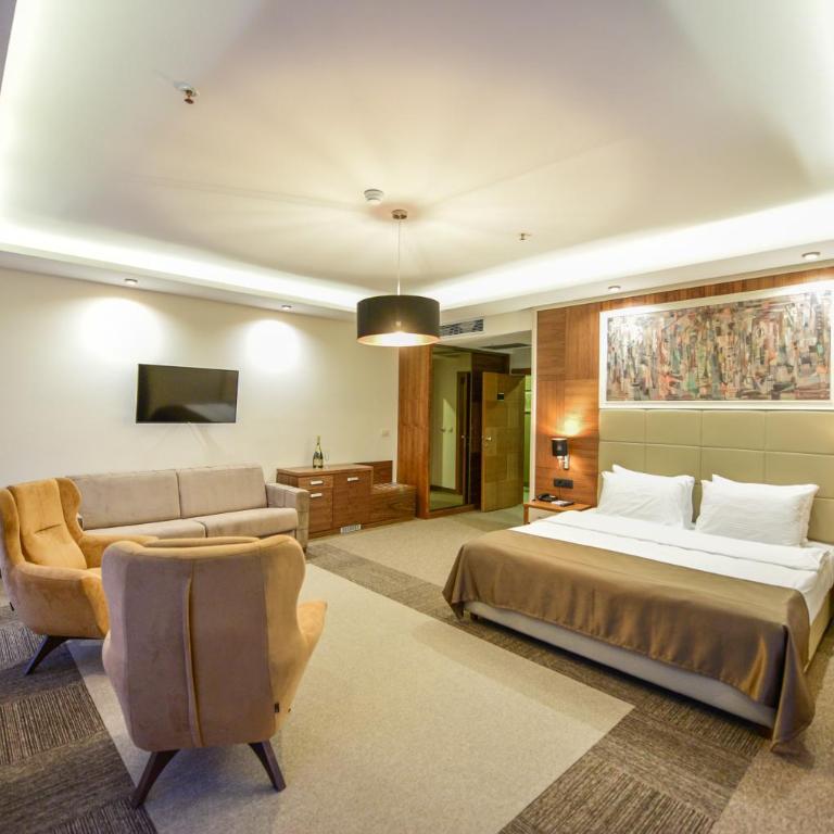 Hotel Lazaro - Apartment - 6