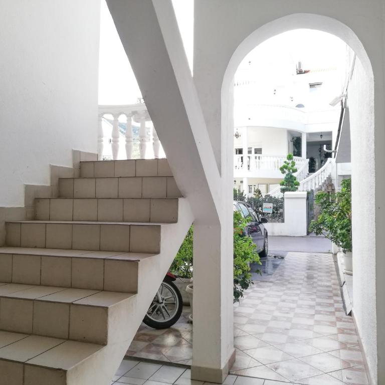 Apartment Azalea of Budva - Apartman sa 1 Spavaćom Sobom - 22