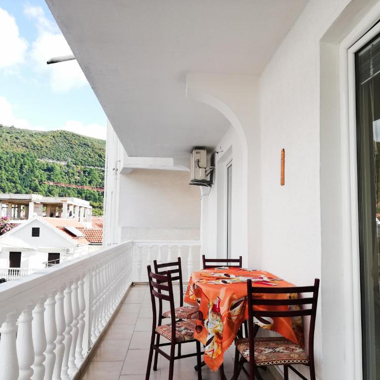 Apartment Azalea of Budva - Apartman sa 1 Spavaćom Sobom - 18