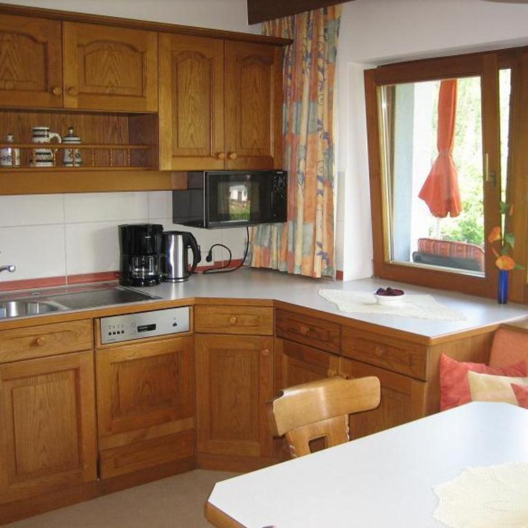 Ferienwohnungen Pötscher Maria - Deluxe Apartment mit 2 Schlafzimmern und Terrasse - 12