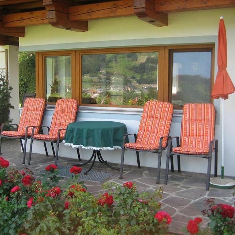 Ferienwohnungen Pötscher Maria - Deluxe Apartment mit 2 Schlafzimmern und Terrasse - 2