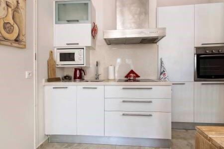 Magic Atico in the heart of the old town - Two-Bedroom Apartment - 29