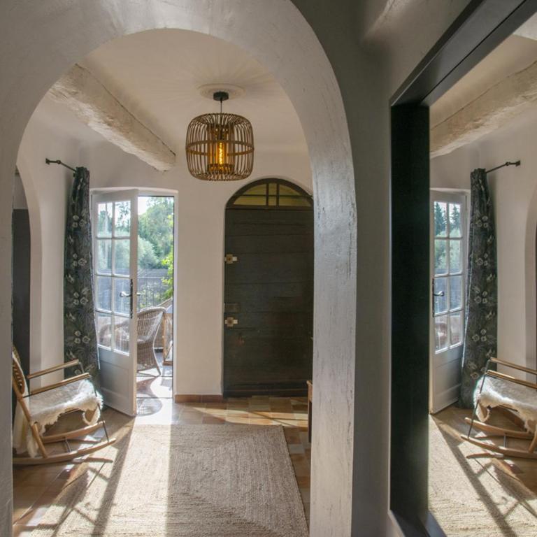 Mas Roseland - Two-Bedroom Apartment - 15