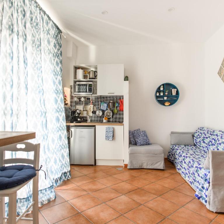 Il Posto Fisso Napoli Plebiscito Chiaia - One-Bedroom Apartment - 4