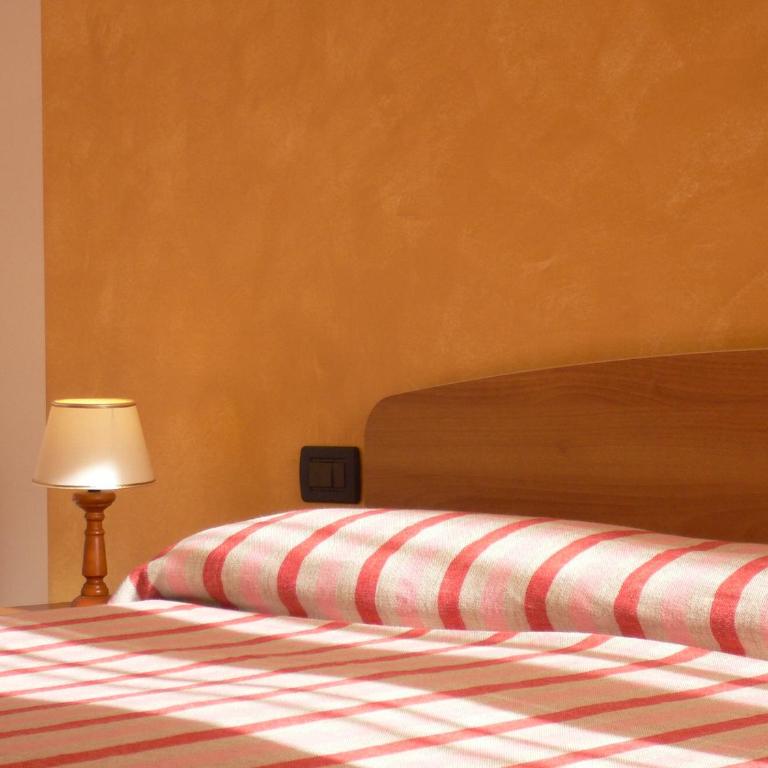 Milan Residence - Appartamento con 2 Camere da Letto (5 Adulti) - 8
