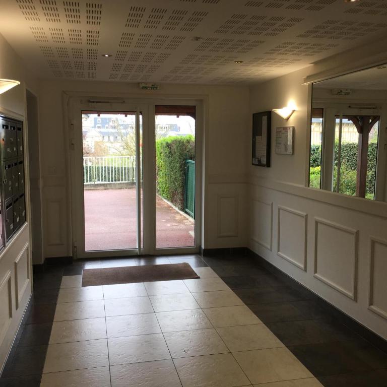 Vallon 3 pièces avec balcon - Appartamento con Balcone - 5