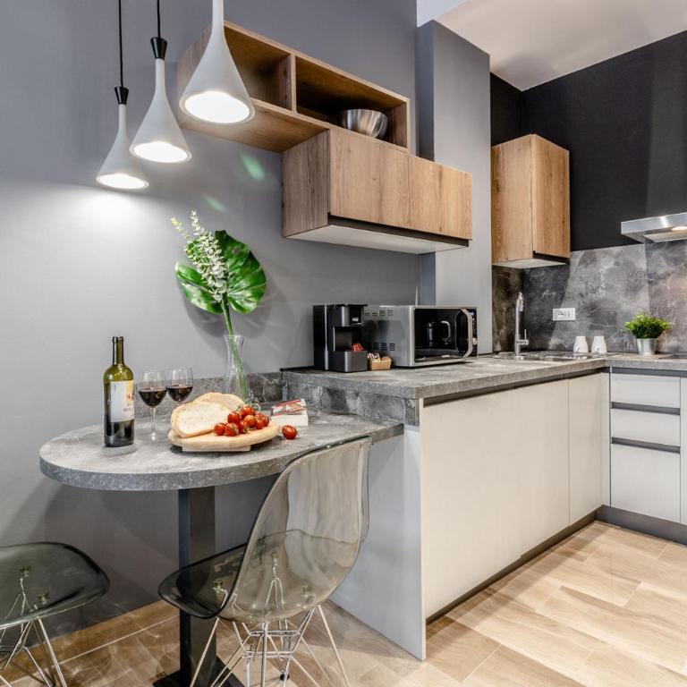 Ugo Bassi Apartments - Apartment - 3