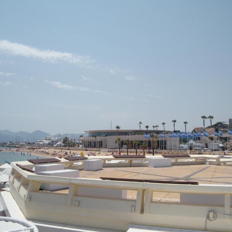New York 2 pièces 3 étoiles calme plein centre de cannes, 5mn des plages et Palais - Appartement - 18