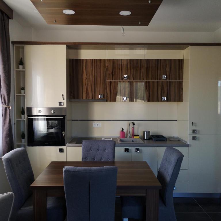 Zlatibor Hill's Maksimovic Apartmani - Two-Bedroom Apartment - 18
