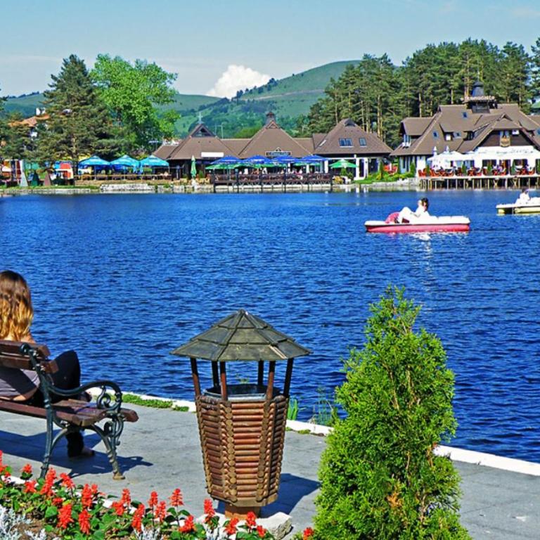 Zlatibor Hill's Maksimovic Apartmani - Two-Bedroom Apartment - 35