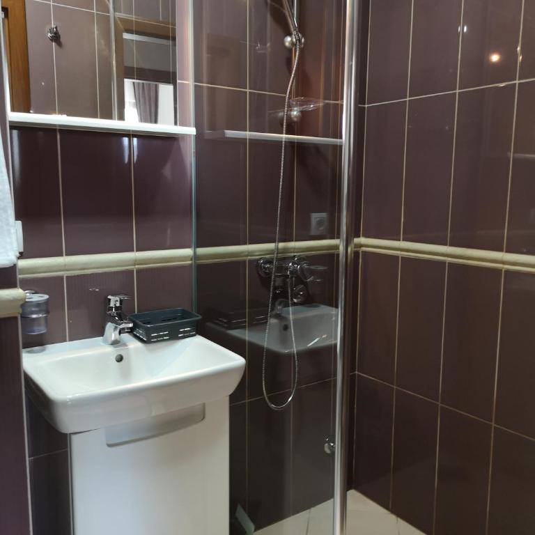 Zlatibor Hill's Maksimovic Apartmani - Two-Bedroom Apartment - 27