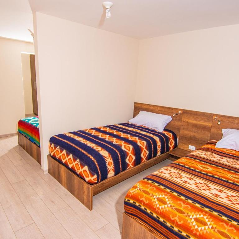 The Traveler Hostel - Habitación Familiar - 3