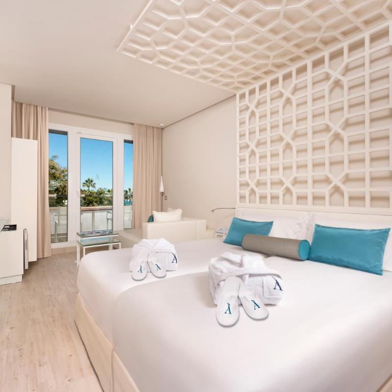 Amàre Beach Hotel Marbella - Adults Only Recommended - Habitación Oh Lá Lá con vistas laterales al mar - 1 o 2 camas - 1