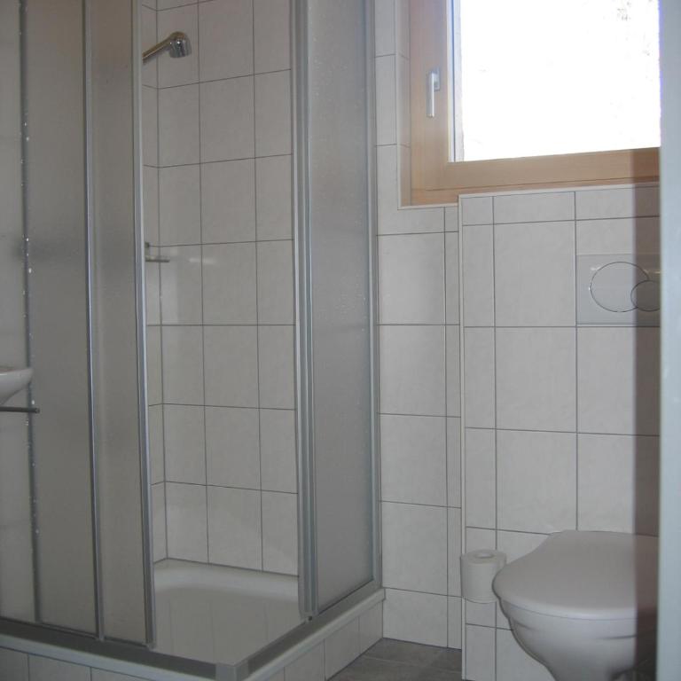 Sport Resort Fiesch, Garni Aletsch - Zweibettzimmer mit Dusche - 4